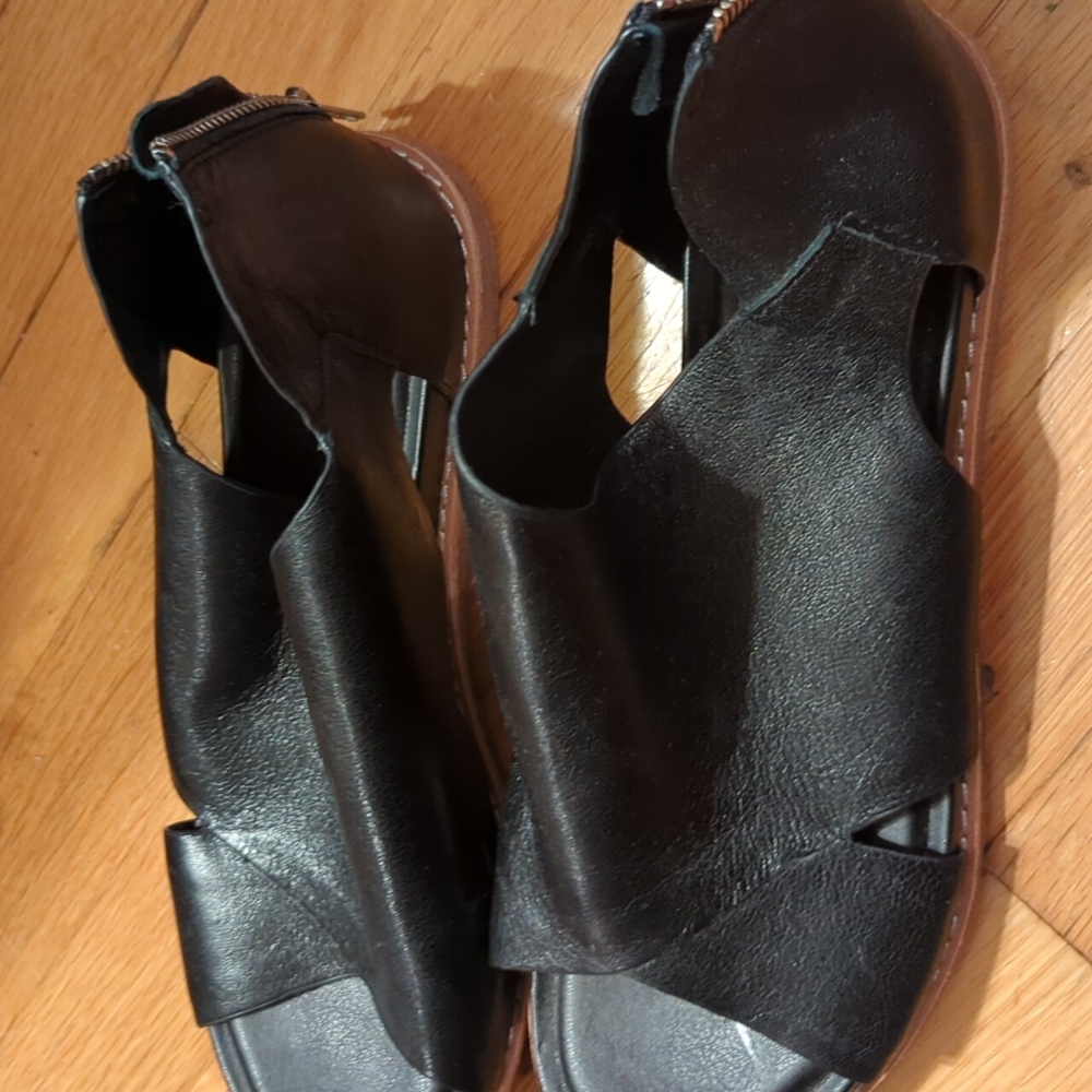 Sofft Sandals